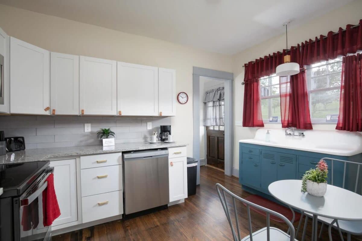 East Lake Stunner-Located At The Foot Of The Ruffner Mountains Birmingham Exterior foto